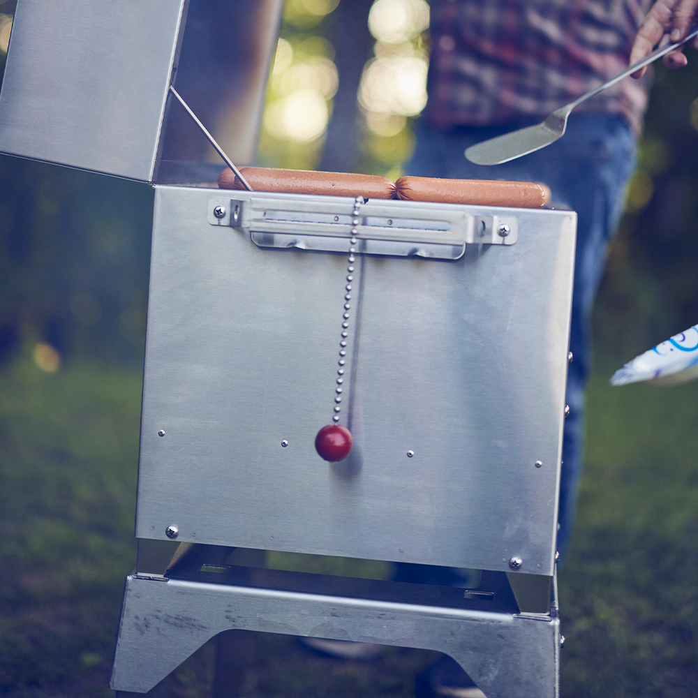 Ranger 380 - Portable Charcoal Grill